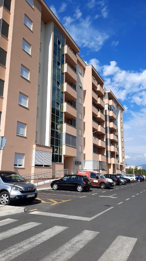 Apartman Seka Διαμέρισμα Ποντγορίτσα Εξωτερικό φωτογραφία